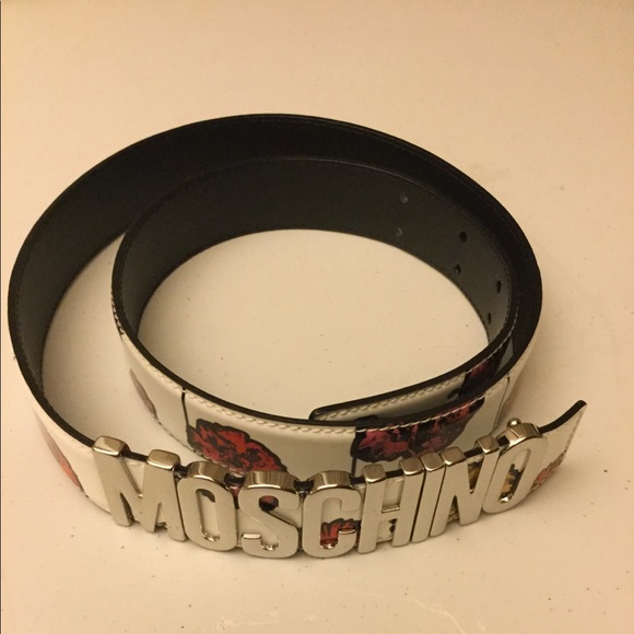 Moschino leather belt made in Italy